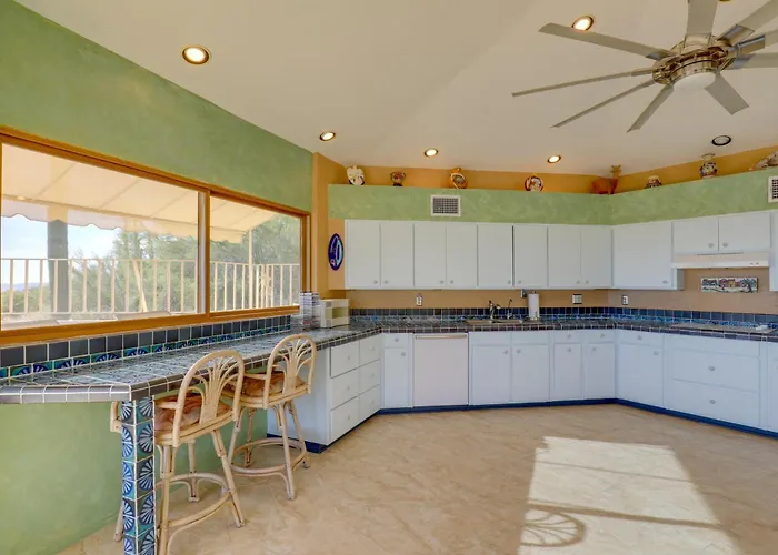 Stunning Views + Pool! Hilltop In