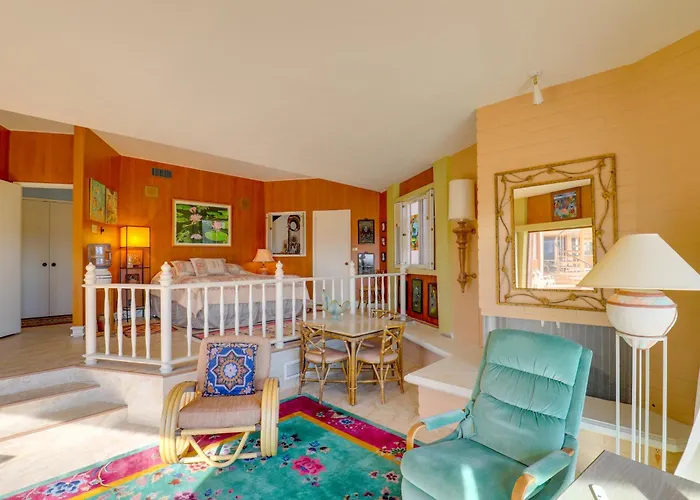 Stunning Views + Pool! Hilltop In
